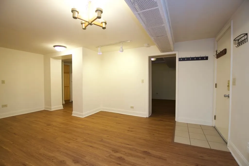 626 W Wellington Ave, ,  60657, USA 60657-unit#GR-Chicago-IL