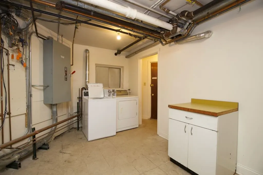 626 W Wellington Ave, ,  60657, USA 60657-unit#GR-Chicago-IL