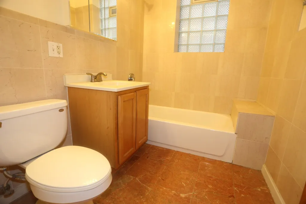 2138 W Ave, , 60622, USA 60622-unit#2R-Chicago-IL