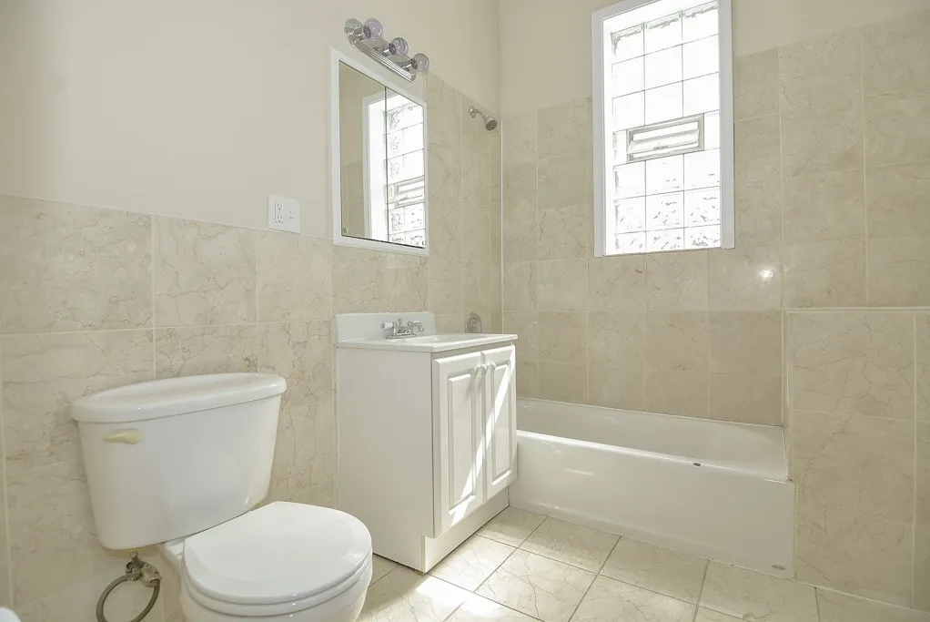 2230 W Iowa St, ,  60622, USA 60622-unit#3-Chicago-IL