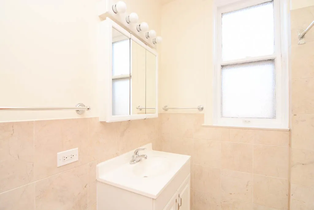 2225 W Walton St, ,  60622, USA 60622-unit#2-Chicago-IL