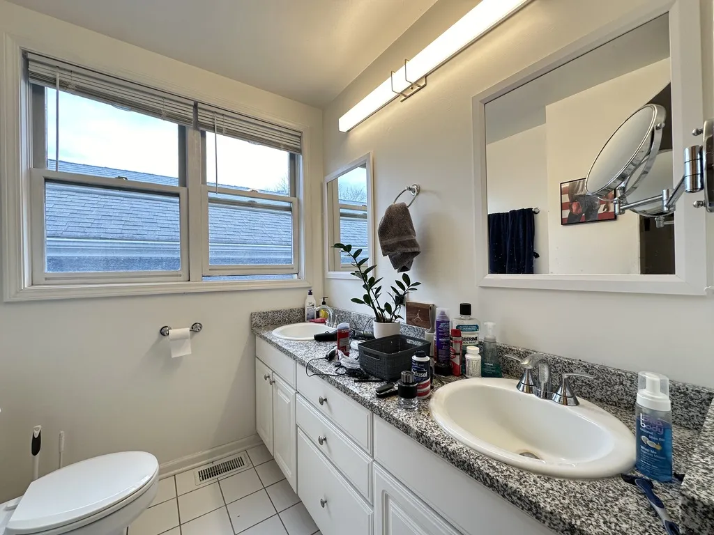 1738 W Nelson St, , 60657, USA 60657-unit#2-Chicago-IL