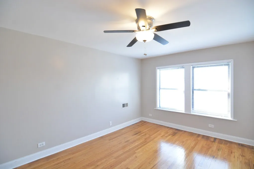 3241 N Damen Ave, ,  60618, USA 60618-unit#3-Chicago-IL