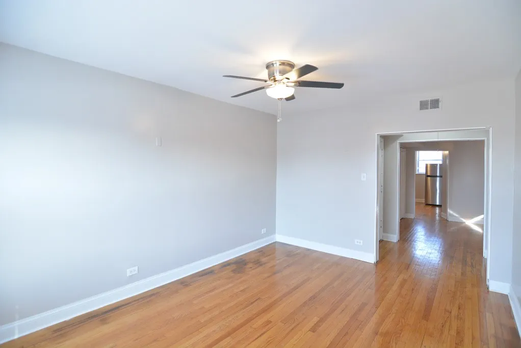 3241 N Damen Ave, ,  60618, USA 60618-unit#3-Chicago-IL