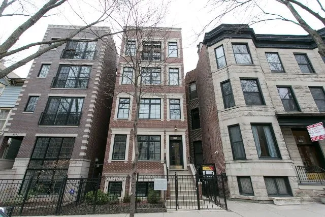 831 W Buckingham Pl, , 60657, USA 60657-unit#2-Chicago-IL