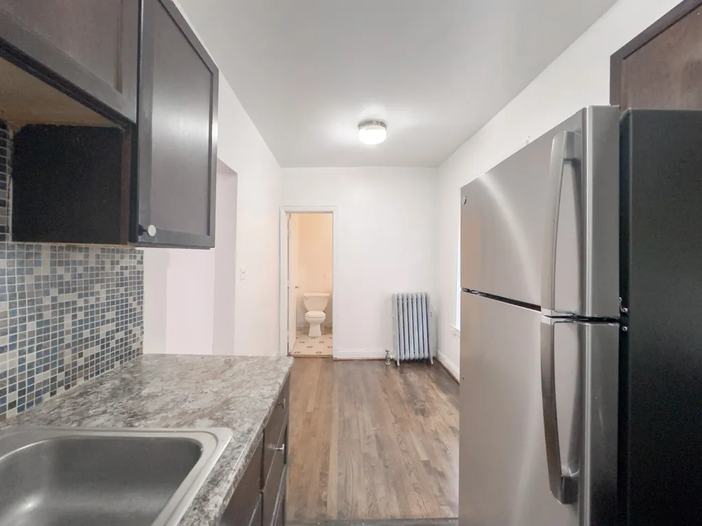 931 W Sunnyside Ave, ,  60640, USA 60640-unit#2N-Chicago-IL