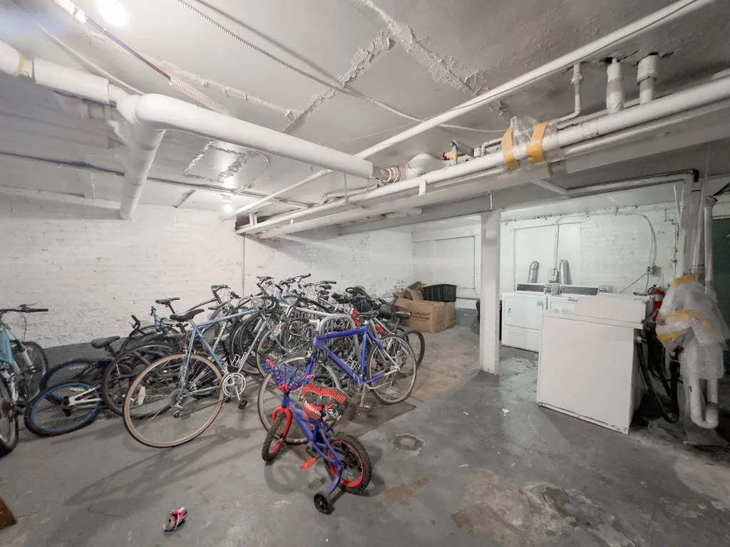 931 W Sunnyside Ave, ,  60640, USA 60640-unit#2N-Chicago-IL