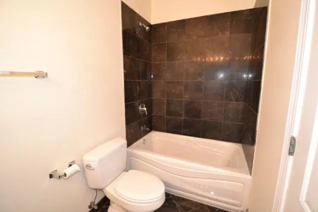 1354 W Augusta Blvd, ,  60642, USA 60642-unit#201-Chicago-IL