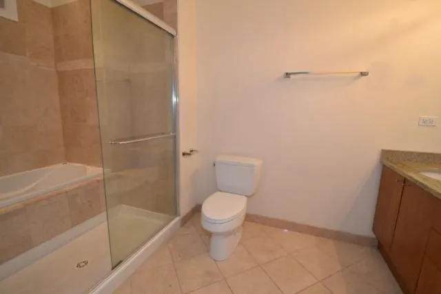 1354 W Augusta Blvd, ,  60642, USA 60642-unit#201-Chicago-IL