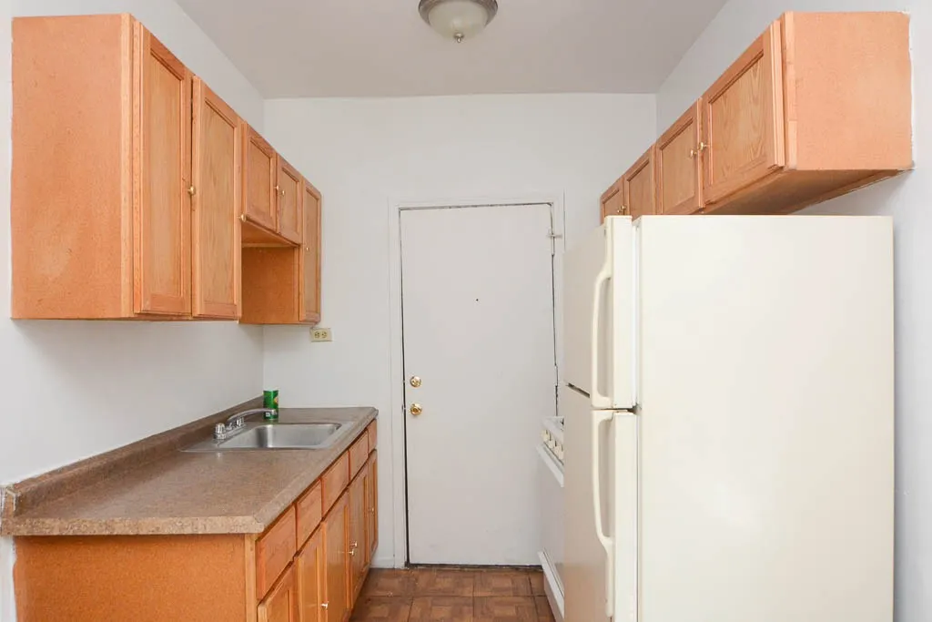 929 W Sunnyside Ave, ,  60640, USA 60640-unit#3S-Chicago-IL