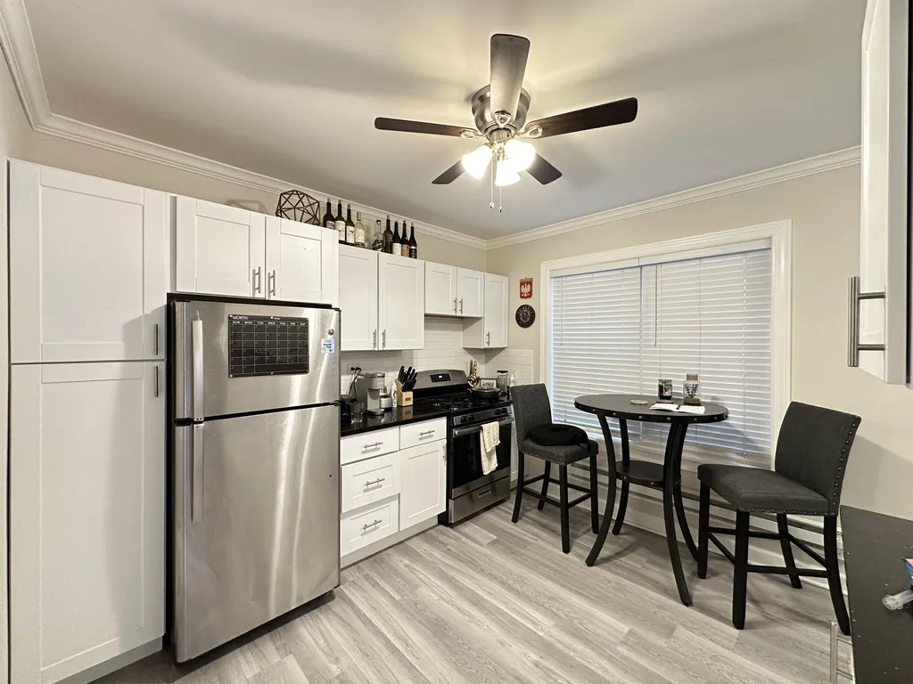 839 W Cornelia Ave, ,  60657, USA 60657-unit#1S-Chicago-IL