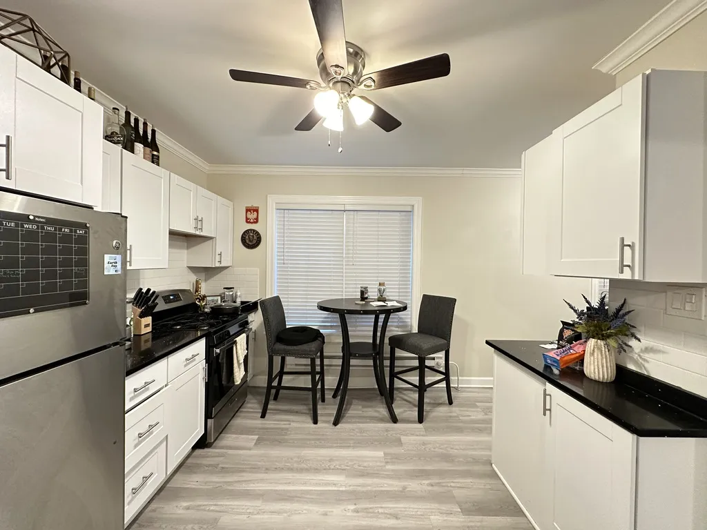 839 W Cornelia Ave, ,  60657, USA 60657-unit#1S-Chicago-IL