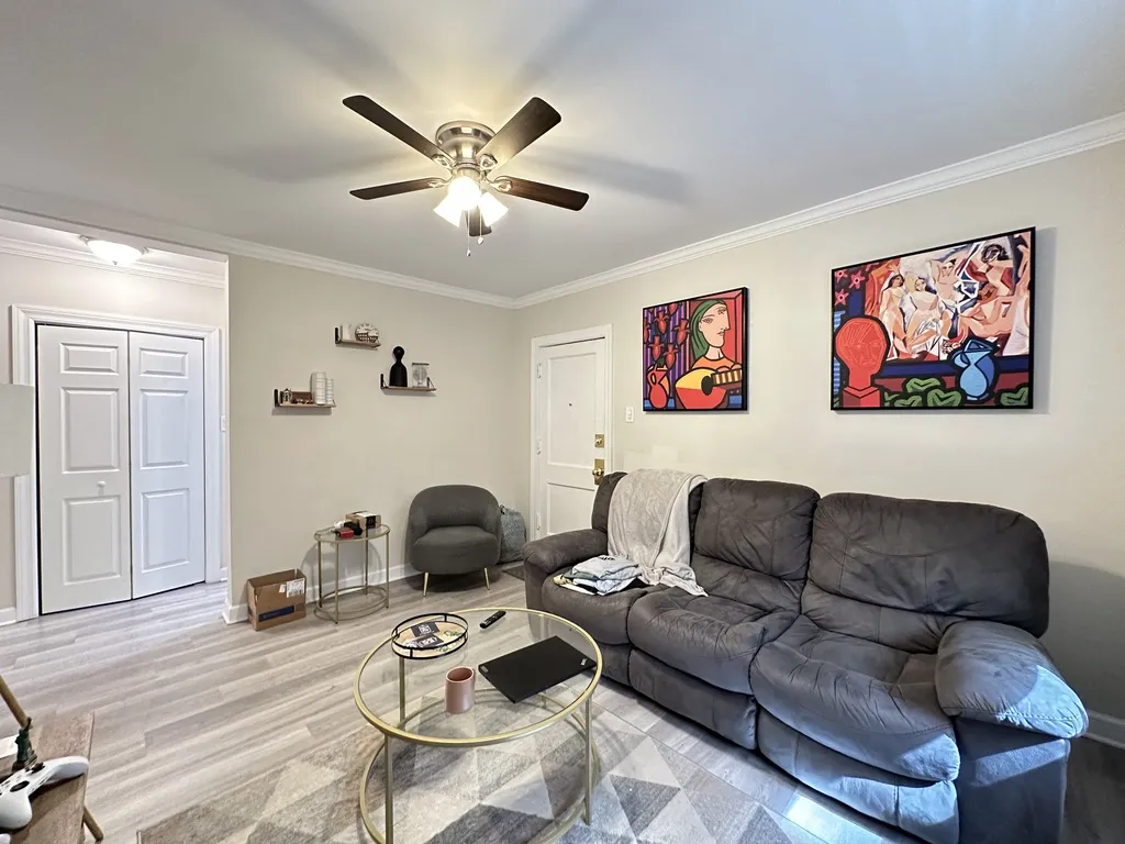 839 W Cornelia Ave, ,  60657, USA 60657-unit#1S-Chicago-IL