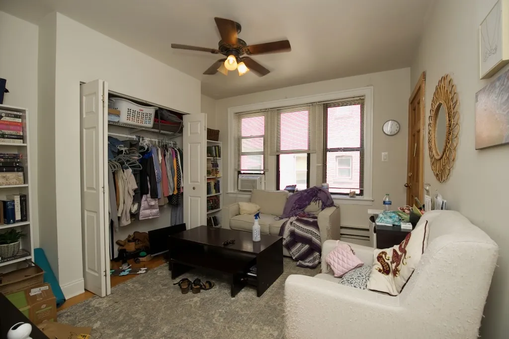 837 W Cornelia Ave, , 60657, USA 60657-unit#2N-Chicago-IL