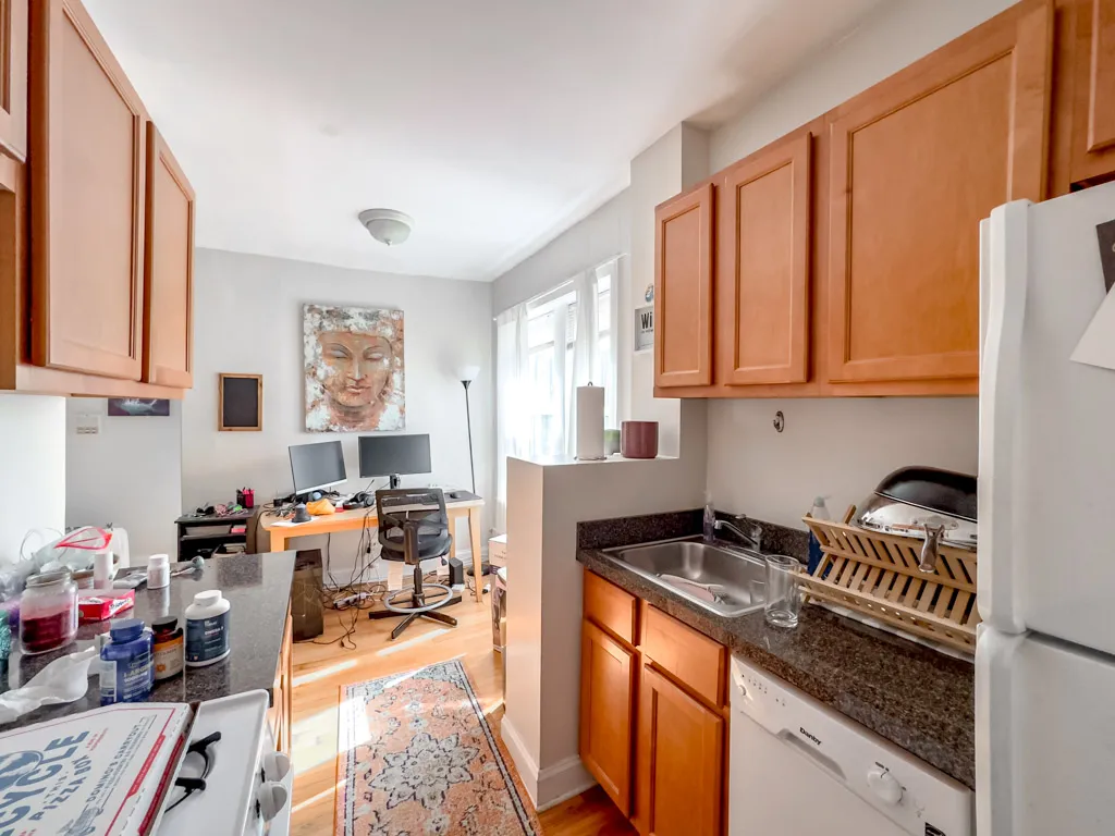 3815 N Greenview Ave, ,  60613, USA 60613-unit#2E-Chicago-IL