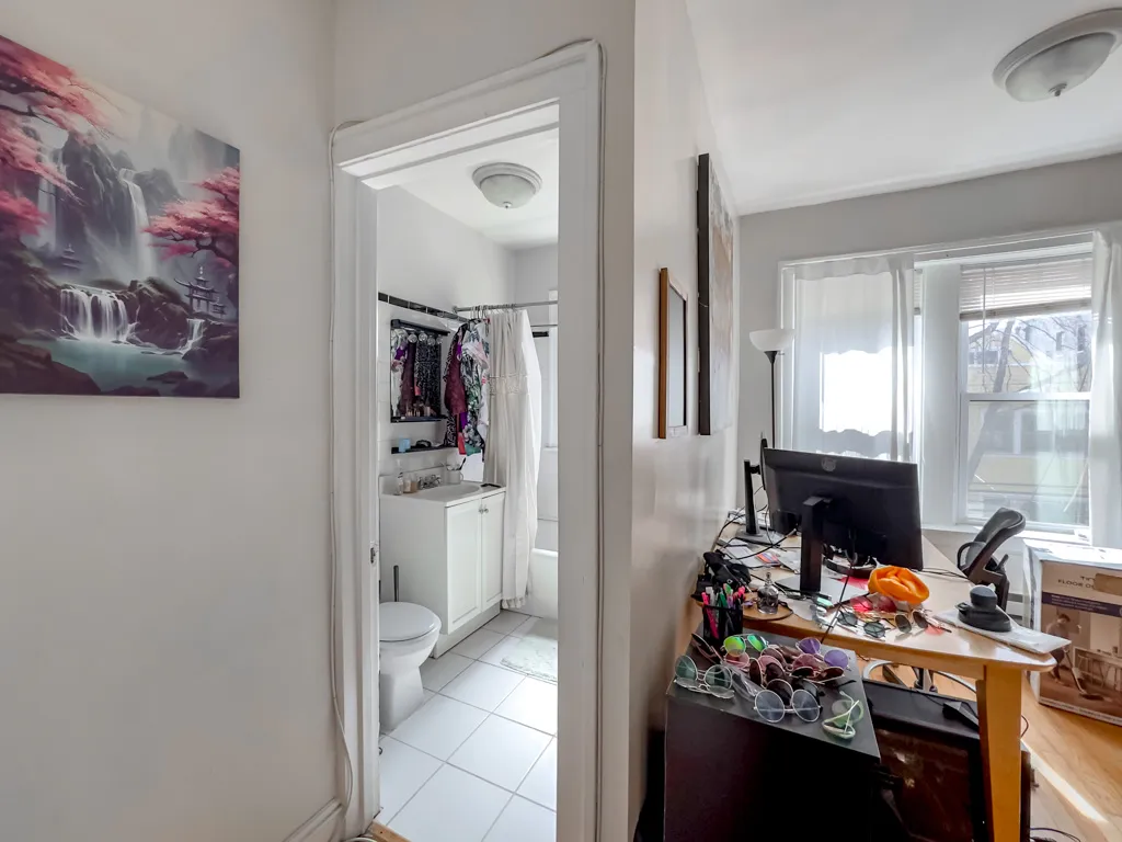 3815 N Greenview Ave, ,  60613, USA 60613-unit#2E-Chicago-IL