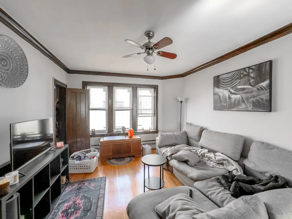 3815 N Greenview Ave, ,  60613, USA 60613-unit#2E-Chicago-IL
