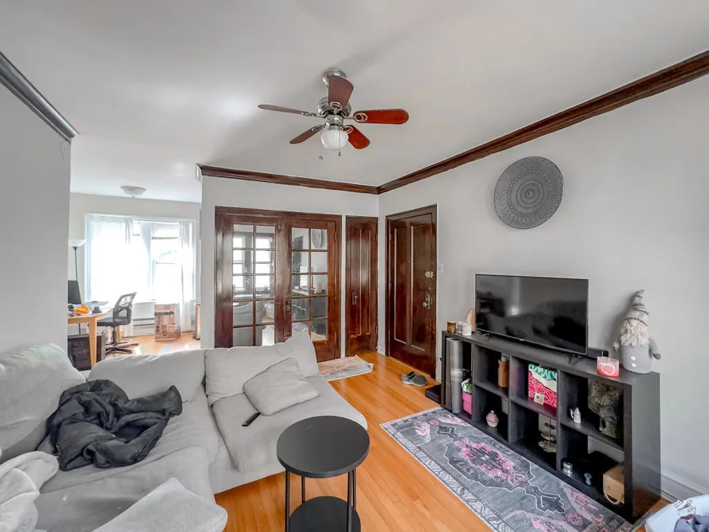 3815 N Greenview Ave, ,  60613, USA 60613-unit#2E-Chicago-IL