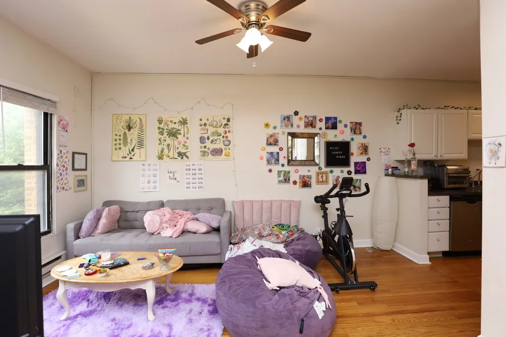 724 W Roscoe St, ,  60657, USA 60657-unit#2N-Chicago-IL