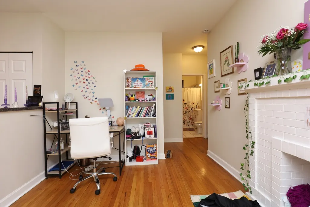 724 W Roscoe St, ,  60657, USA 60657-unit#2N-Chicago-IL