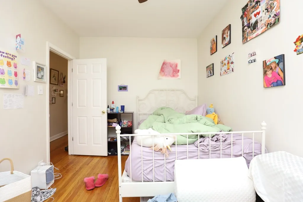 724 W Roscoe St, ,  60657, USA 60657-unit#2N-Chicago-IL