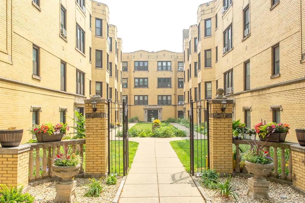 3815 N Greenview Ave, , 60613, USA 60613-unit#2W-Chicago-IL