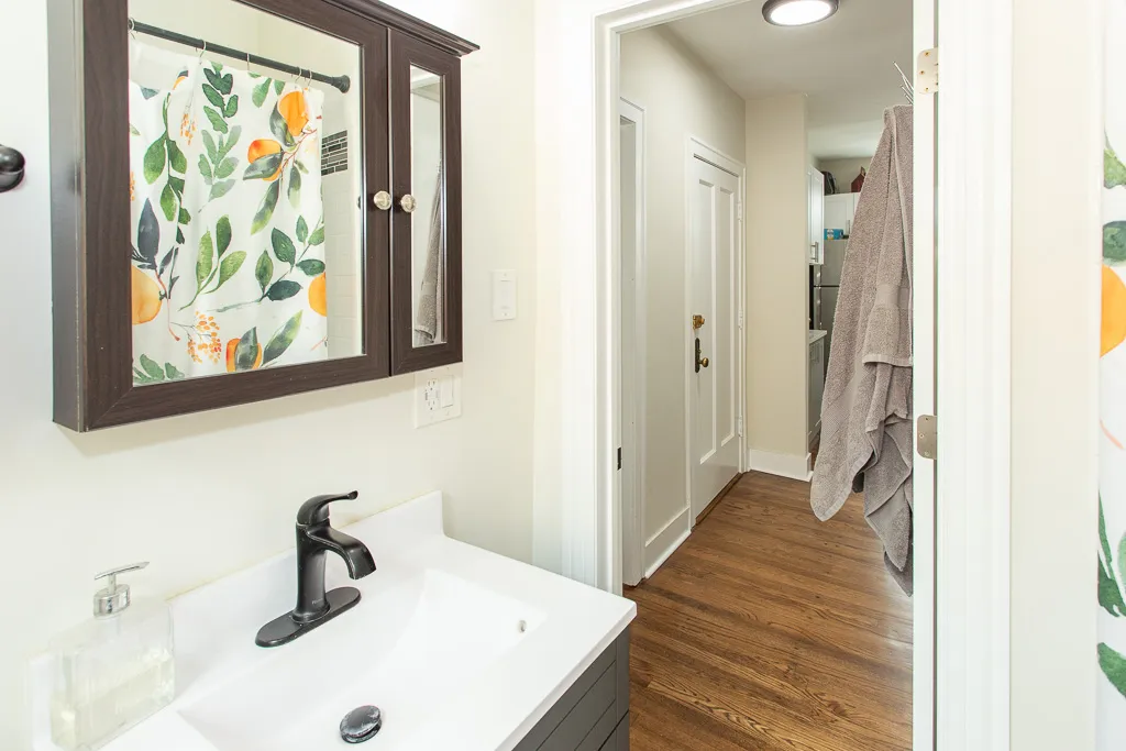 3815 N Greenview Ave, ,  60613, USA 60613-unit#2W-Chicago-IL