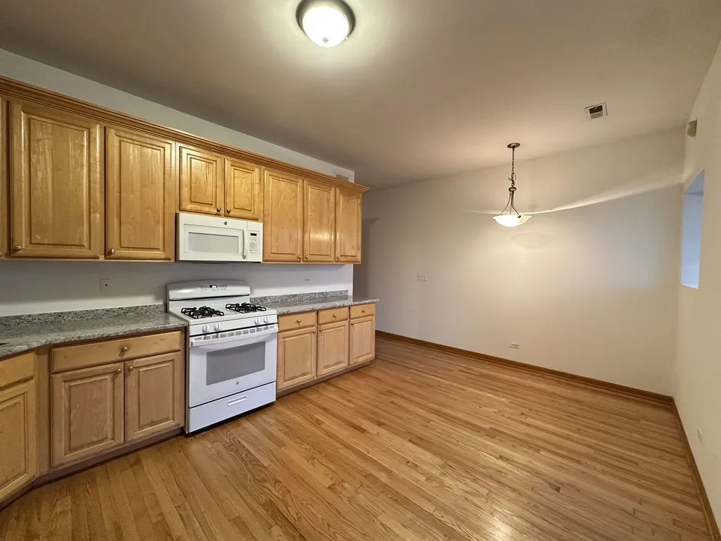 4101 N Kenmore Ave, ,  60613, USA 60613-unit#2S-Chicago-IL