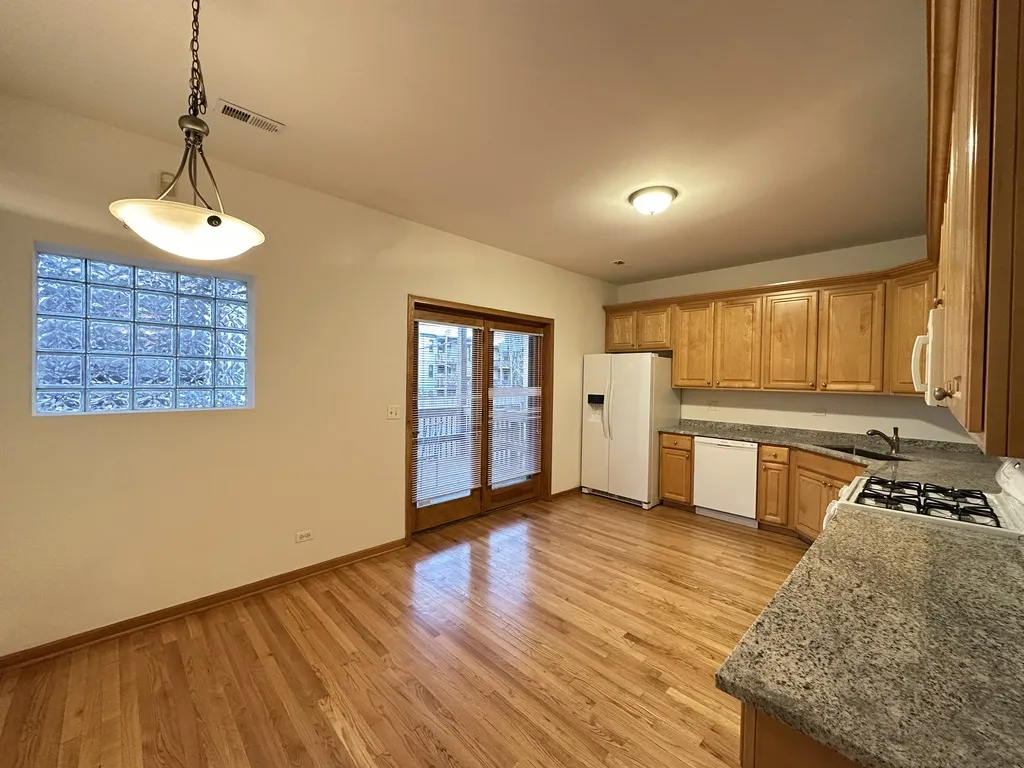 4101 N Kenmore Ave, ,  60613, USA 60613-unit#2S-Chicago-IL