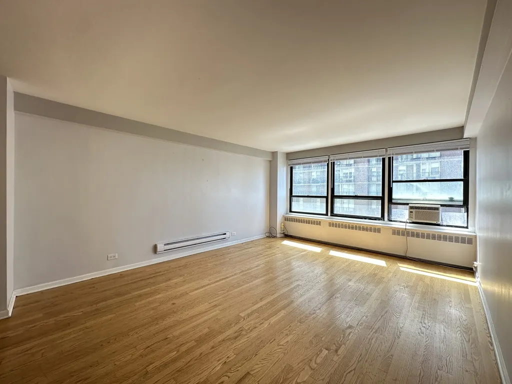 4180 N Marine Dr, ,  60613, USA 60613-unit#701-Chicago-IL