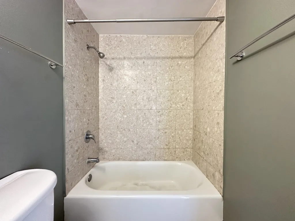 4180 N Marine Dr, ,  60613, USA 60613-unit#701-Chicago-IL