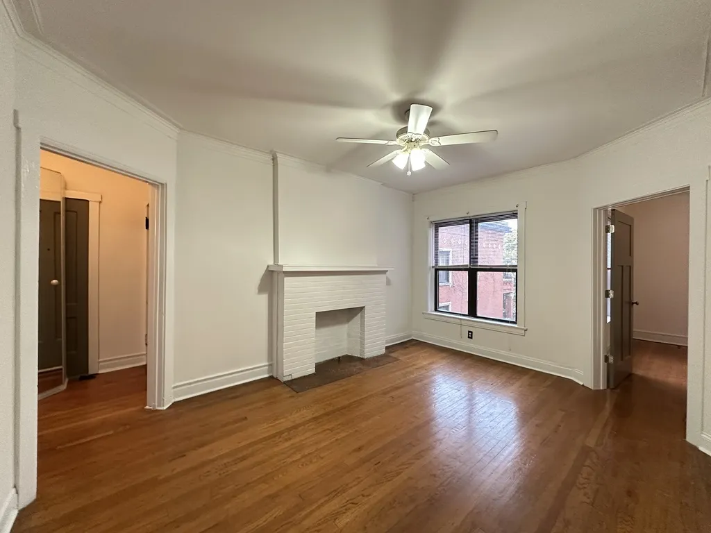 3722 N Sheffield Ave, ,  60613, USA 60613-unit#3S-Chicago-IL