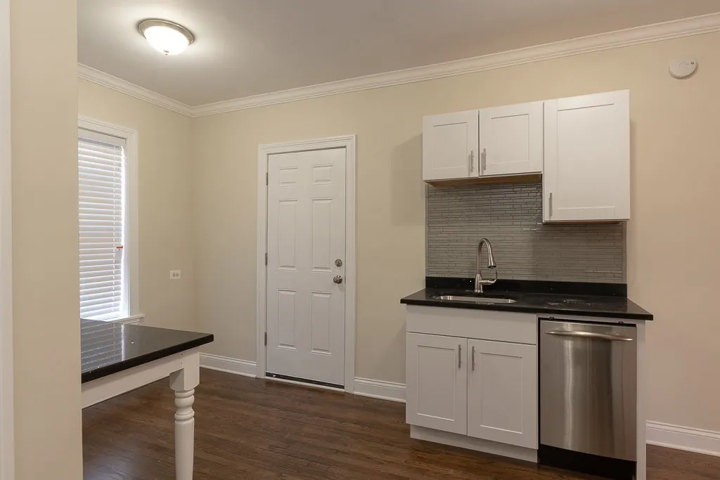 3819 N Greenview Ave, , 60613, USA 60613-unit#1N-Chicago-IL