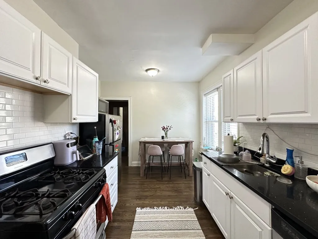 3819 N Greenview Ave, , 60613, USA 60613-unit#3W-Chicago-IL