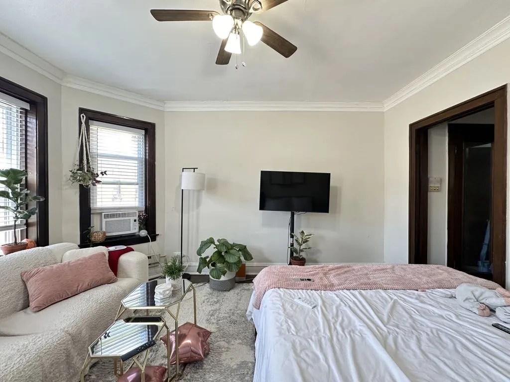 3819 N Greenview Ave, , 60613, USA 60613-unit#3W-Chicago-IL
