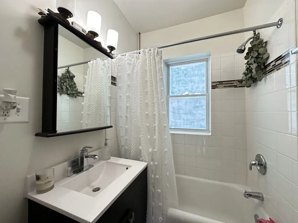 3819 N Greenview Ave, , 60613, USA 60613-unit#3W-Chicago-IL