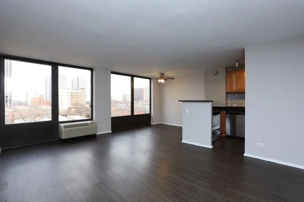 4334 N Hazel St, , 60613, USA 60613-unit#503-Chicago-IL