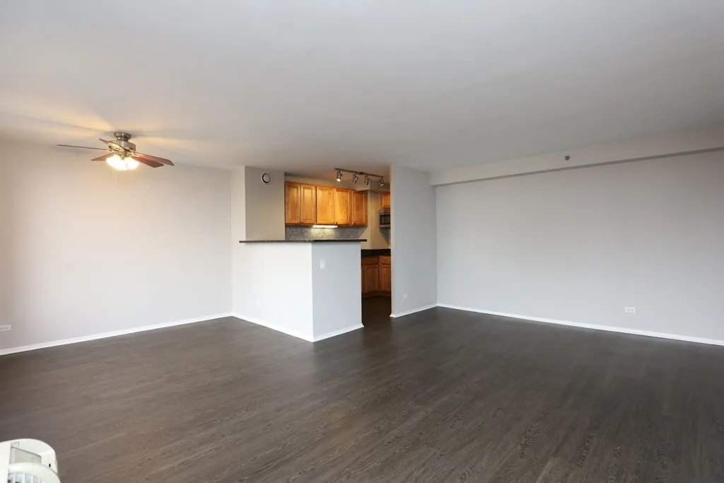 4334 N Hazel St, , 60613, USA 60613-unit#503-Chicago-IL