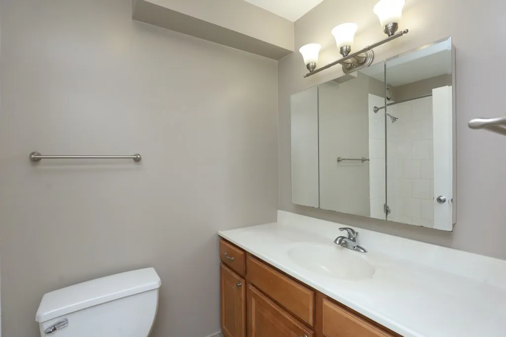 4334 N Hazel St, , 60613, USA 60613-unit#503-Chicago-IL
