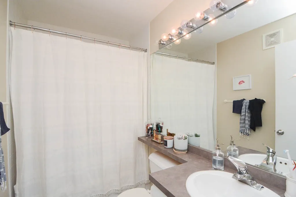 226 N Clinton St, , 60661, USA 60661-unit#102-Chicago-IL