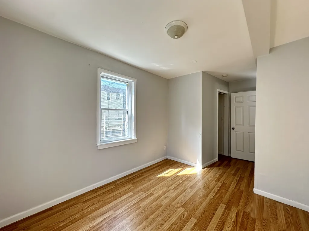 2458 N Clybourn Ave, , 60614, USA 60614-unit#1R-Chicago-IL