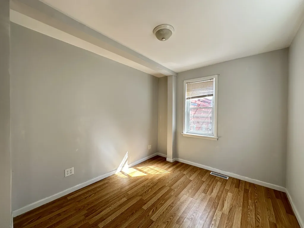 2458 N Clybourn Ave, , 60614, USA 60614-unit#1R-Chicago-IL