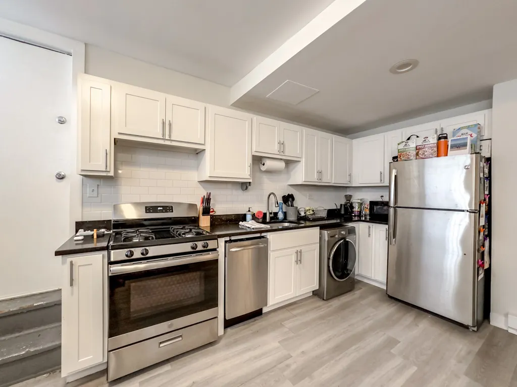 732 W Roscoe St, , 60657, USA 60657-unit#SGA-Chicago-IL