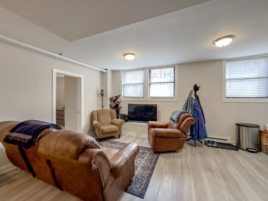 732 W Roscoe St, , 60657, USA 60657-unit#SGA-Chicago-IL