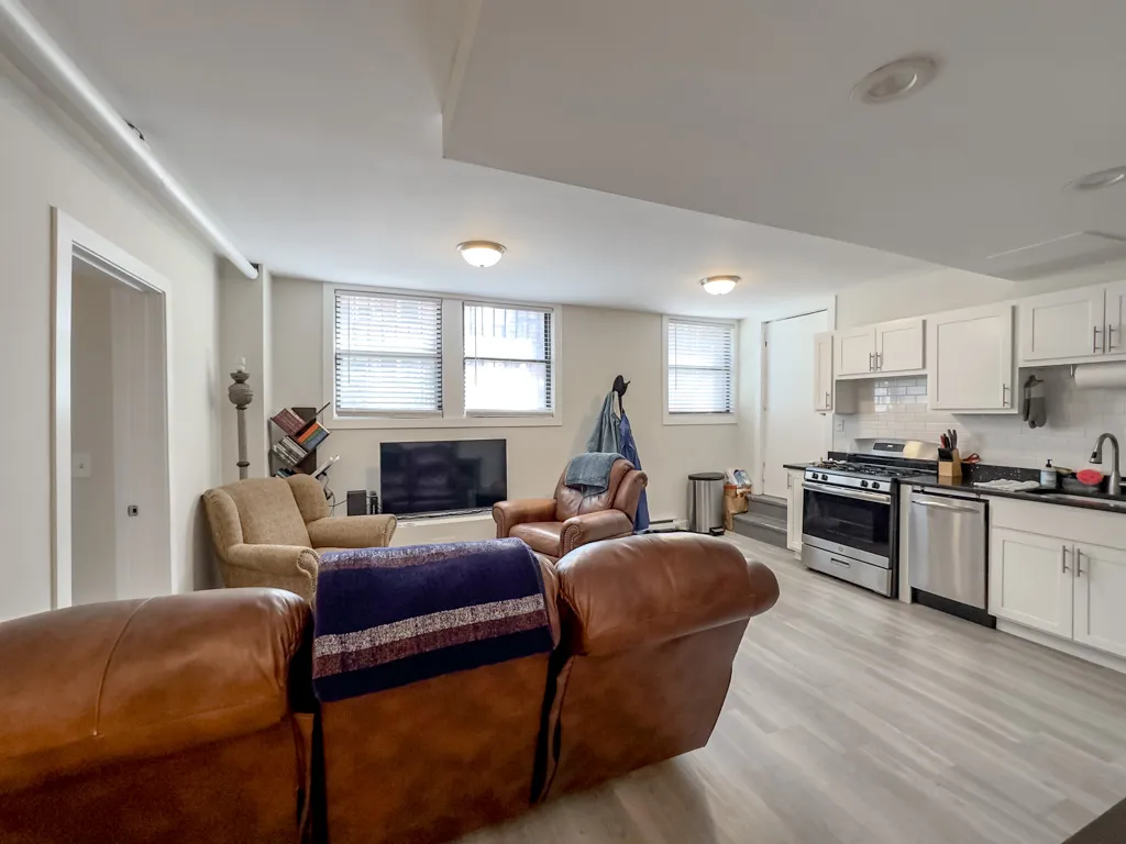 732 W Roscoe St, , 60657, USA 60657-unit#SGA-Chicago-IL