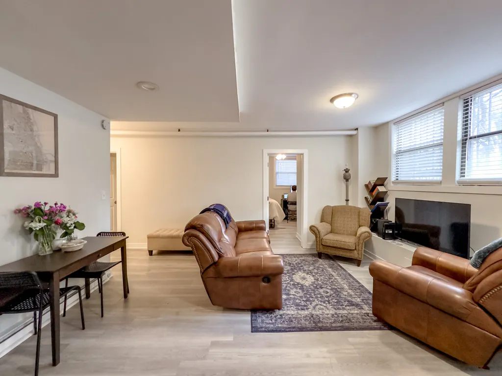 732 W Roscoe St, ,  60657, USA 60657-unit#SGA-Chicago-IL