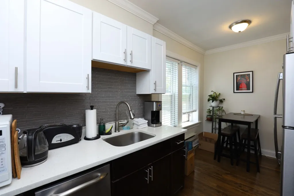 3817 N Greenview Ave, ,  60613, USA 60613-unit#2W-Chicago-IL