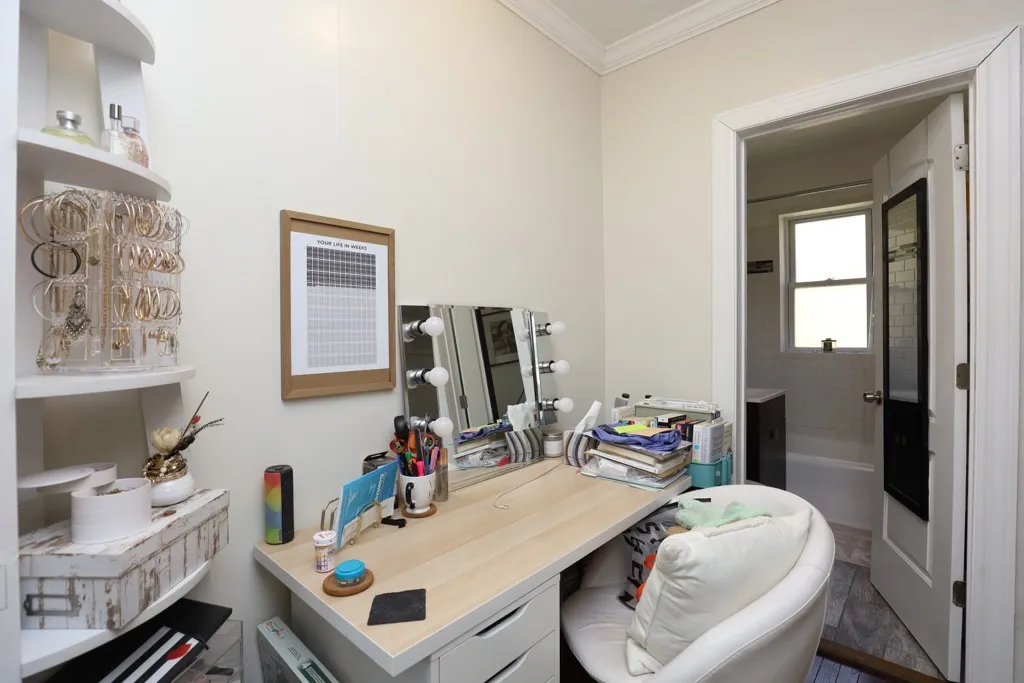 3817 N Greenview Ave, ,  60613, USA 60613-unit#2W-Chicago-IL