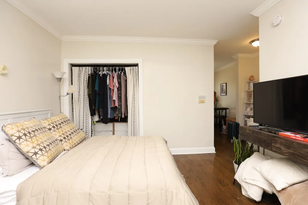 3817 N Greenview Ave, ,  60613, USA 60613-unit#2W-Chicago-IL