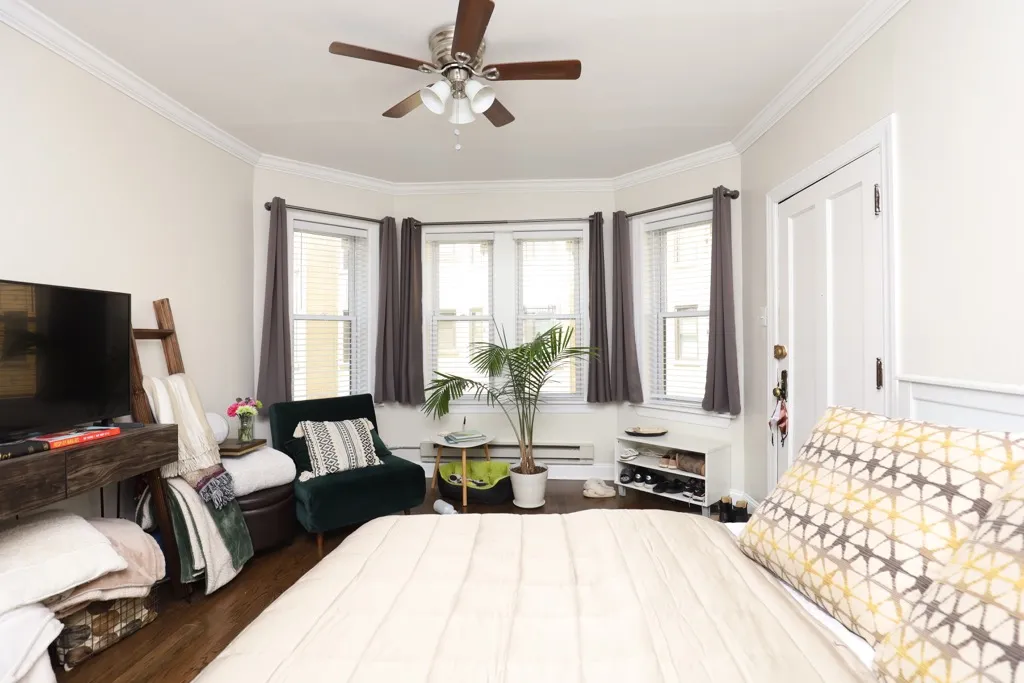 3817 N Greenview Ave, ,  60613, USA 60613-unit#2W-Chicago-IL